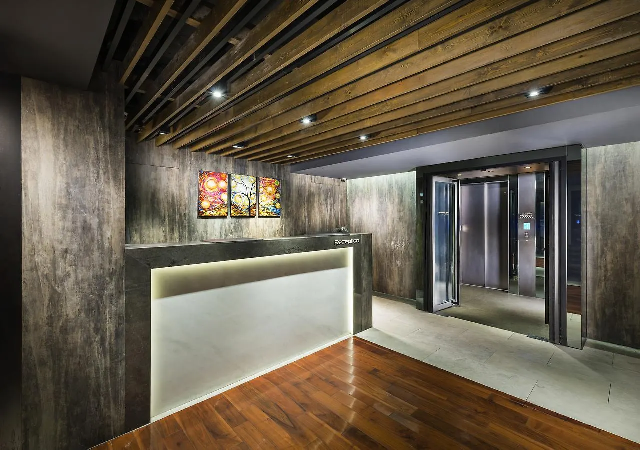 Hotel Pennington By Rhombus Hongkong 4*,