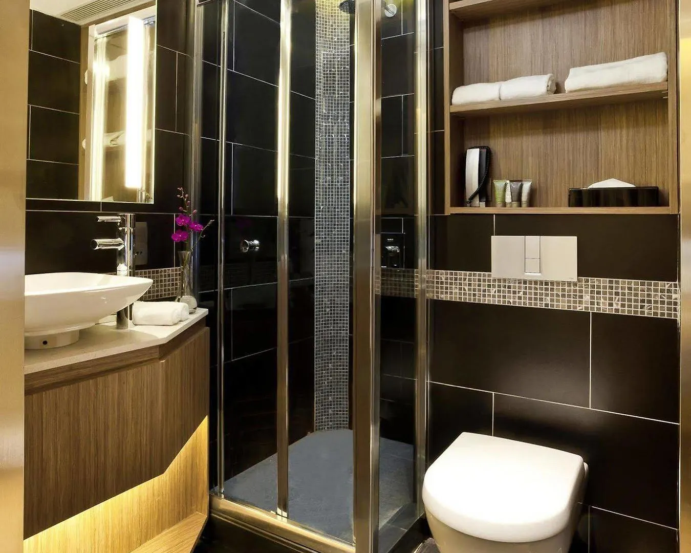 Hotel Pennington By Rhombus Hong Kong 4*,
